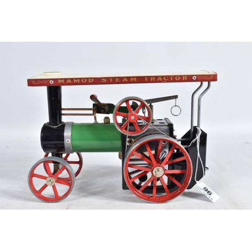 96 - A BOXED MAMOD STEAM TRACTION ENGINE, No.T.E.1a, green body with red, black, cream and bare metal det... 