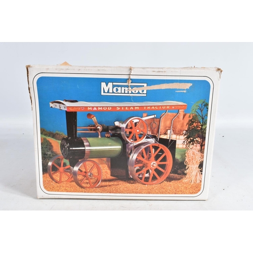 96 - A BOXED MAMOD STEAM TRACTION ENGINE, No.T.E.1a, green body with red, black, cream and bare metal det... 