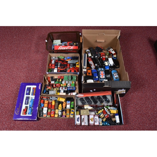 138 - A SELECTION OF BOXED, UNBOXED AND PLAYWORN MODEL VEHICLES, to include a small quantity of Oxford Aut... 