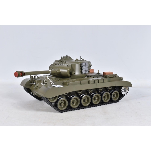 149 - A BOXED HENG LONG SQS 1/16 SCALE RADIO CONTROLELD SNOW LEOPARD BATTLE SMOKING TANK, the box features... 