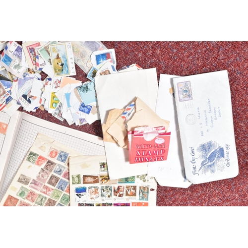 203 - SMALL BOX WITH WORLDWIDE COLLECTION OF STAMPS IN FIVE JUNIOR TYPE ALBUMS AND LOOSE