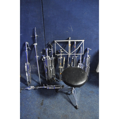 1118 - A SELECTION OF DRUM STANDS/HARDWARE to include Ludwig hi-hat stand, Stagg drum stool, Sabian 14in hi... 