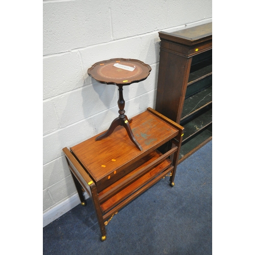 1296 - AN EARLY 20TH CENTURY OAK OPEN BOOKCASE TOP, with three shelves, width 99cm x depth 28cm x height 13... 