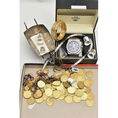 104 - A SELECTION OF ITEMS, to include a selection of George III, replica spade half guinea coins, a boxed... 