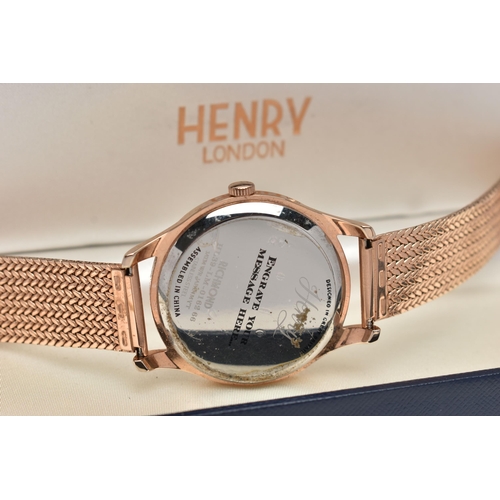 42 - A GENTS 'HENRY LONDON' WRISTWATCH, round silver dial signed 'Henry London', Arabic twelve with addit... 