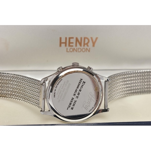 43 - A GENTS STAINLESS STEEL 'HENRY LONDON' WRISTWATCH,  round blue dial signed 'Henry London', Arabic tw... 