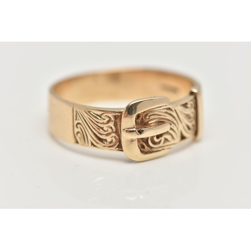 73 - A GENTS 9CT YELLOW GOLD BUCKLE RING, scrolling detail, hallmarked 9ct Birmingham, ring size Z1, appr... 