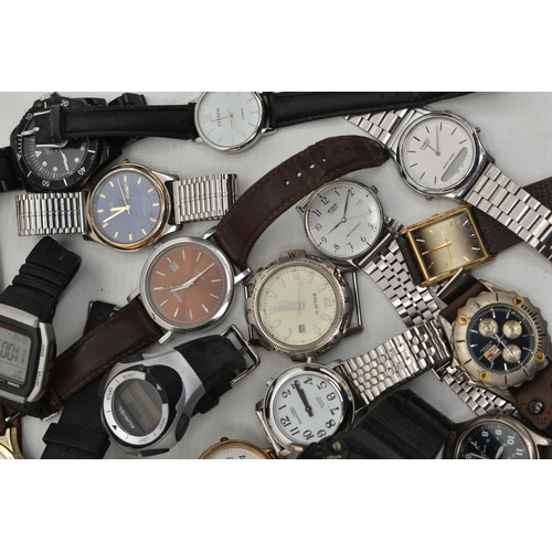 96 - A SMALL BOX OF WATCHES, mainly gents wristwatches, to include Lorus, Accurist, Ice, Casio etc. (cond... 