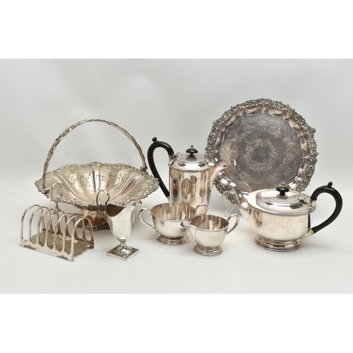 153 - A BOX OF LATE 19TH AND EARLY 20TH CENTURY SILVER PLATE, including a Garrard & Co Ltd Regent Plate fo... 