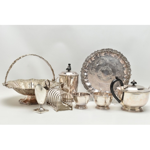 153 - A BOX OF LATE 19TH AND EARLY 20TH CENTURY SILVER PLATE, including a Garrard & Co Ltd Regent Plate fo... 