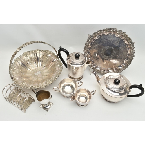 153 - A BOX OF LATE 19TH AND EARLY 20TH CENTURY SILVER PLATE, including a Garrard & Co Ltd Regent Plate fo... 