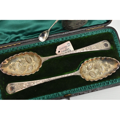 159 - A PAIR OF CASED GEORGE III SILVER BERRY SPOONS AND AN EDWARDIAN SILVER MUSTARD POT, the pair of spoo... 