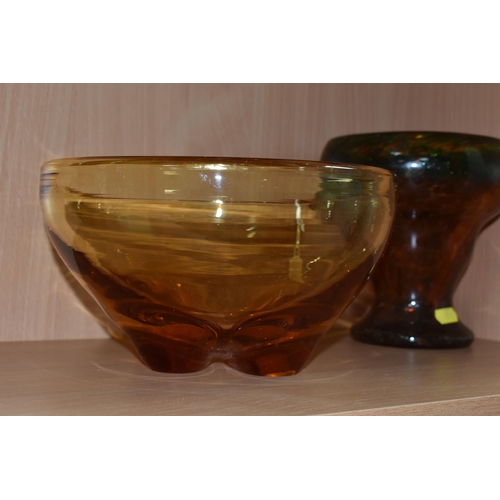 384 - A MID- CENTURY WHITEFRIARS GOLDEN AMBER GLASS BOWL, designed by William Wilson, pattern No. 9335, di... 