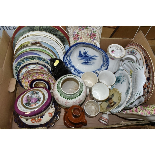 432 - FIVE BOXES OF CERAMICS AND GLASSWARE, to include a  Jasba Keramic West German 137/25, a cream Beswic... 