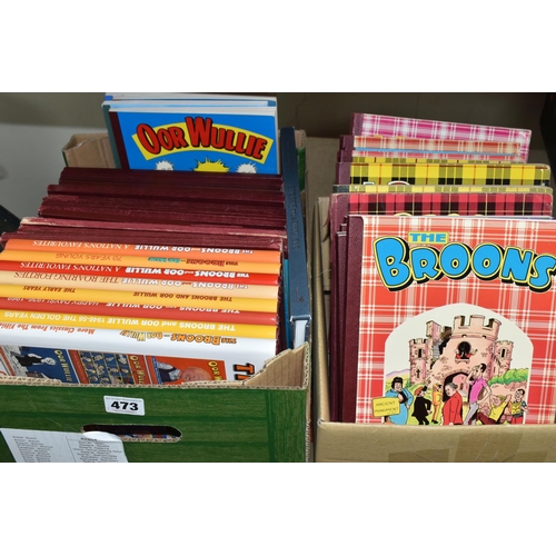 472 - TWO BOXES OF ANNUALS AND BEER MATS, to include twenty six books, mainly annuals including Football A... 