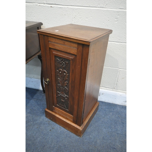 1238 - A LATE VICTORIAN MAHOGANY LADIES DESK, with a green leather writing surface and five draws on cabrio... 