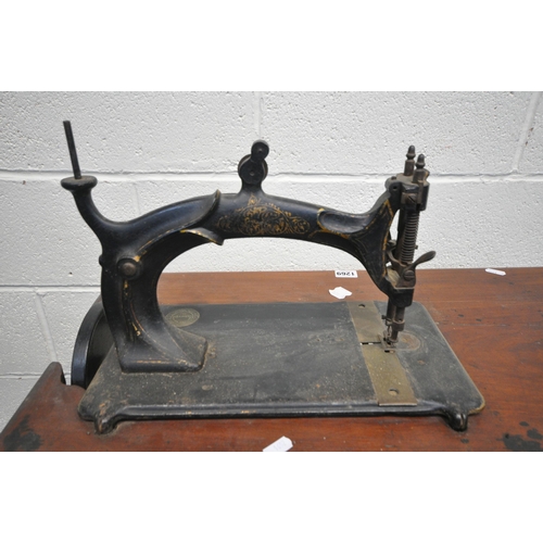 1269 - A LATE 19TH/EARLY 20TH CENTURY HURTU FRENCH CAST IRON TREADLE SEWING MACHINE, width 69cm x depth 44c... 