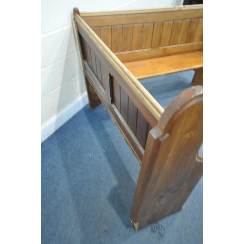 1377 - A PITCH PINE CORNER CHURCH PEW 157cm x 139cm x height 107cm (condition:- aged wear and tear)