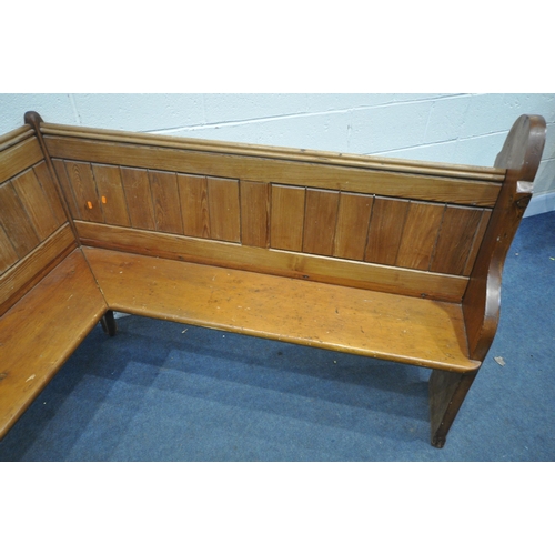 1377 - A PITCH PINE CORNER CHURCH PEW 157cm x 139cm x height 107cm (condition:- aged wear and tear)