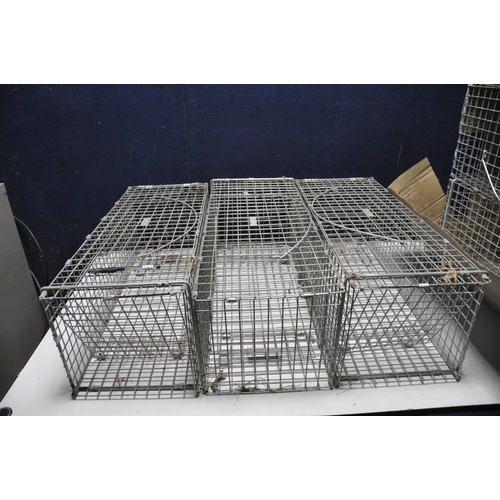 1058 - A COLLECTION OF FIVE TRAPMAN ANIMAL/RODENT TRAPS (5)