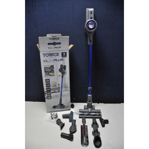 1077 - A TOWER T513003 CORDLESS VACUUM CLEANER with original box and attachments (No charger but working)