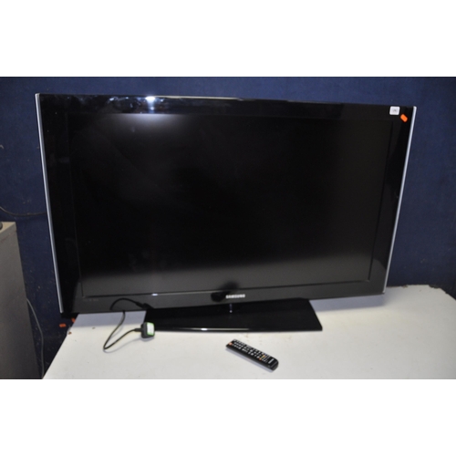 1093 - A SAMSUNG LE46A556P1FXXU 46in TV with remote (PAT pass and working)