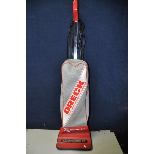 1101 - A ORECK XL9300E UPRIGHT VACUUM CLEANER (PAT pass and working)