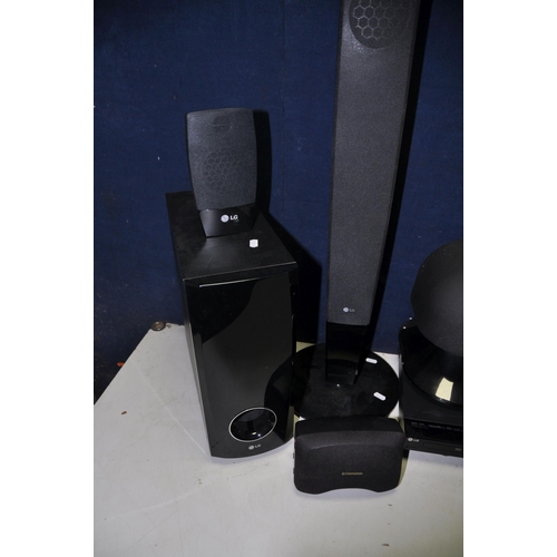 1109 - A LG SPEAKER SYSTEM comprising a part of an LG SH53PH-F floor standing speakers, a single SH52PH-C c... 