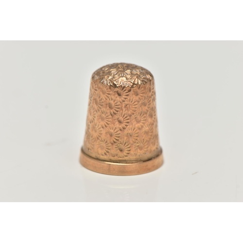 106 - A 9CT GOLD THIMBLE, floral pattern, hallmarked 9ct Birmingham, approximate gross weight 4.6 grams