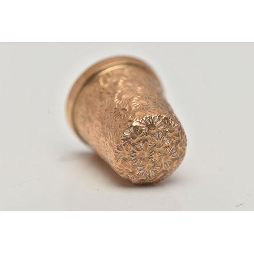 106 - A 9CT GOLD THIMBLE, floral pattern, hallmarked 9ct Birmingham, approximate gross weight 4.6 grams