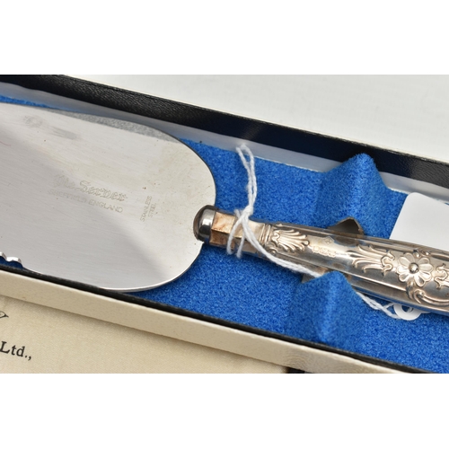 207 - A PARCEL OF CASED AND LOOSE VICTORIAN AND 20TH CENTURY CUTLERY AND FLATWARE, comprising a Victorian ... 