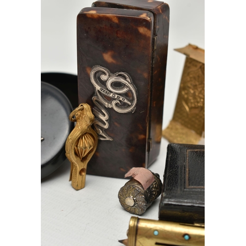 218 - A SMALL COLLECTION OF SEWING RELATED ITEMS, ETC, including a late Victorian cased Beatrice Patent fo... 