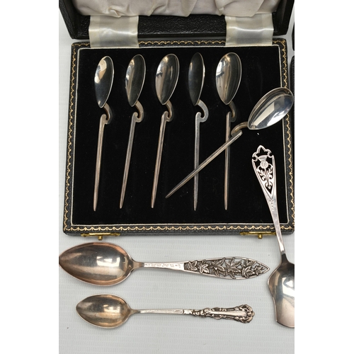 225 - A CASED SET OF SIX ELIZABETH II SILVER TEASPOONS IN THE FORM OF ROMAN SPOONS, maker William Suckling... 