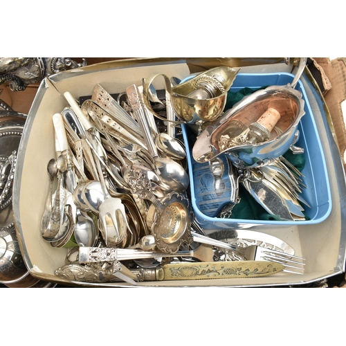 267 - A BOX OF ASSORTED WHITE METAL WARE, to include an EPNS sugar caster, a silver plate candle stick, a ... 