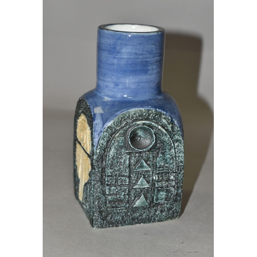 376 - A TROIKA POTTERY SPICE JAR, smooth blue glazed neck and shoulders above a rectangular rough turquois... 