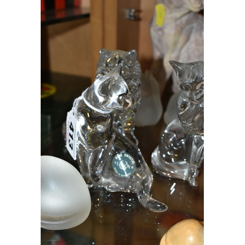 413 - A GROUP OF LENNOX CRYSTAL CAT FIGURES AND SIMILAR, comprising three clear Lennox Crystal sitting cat... 