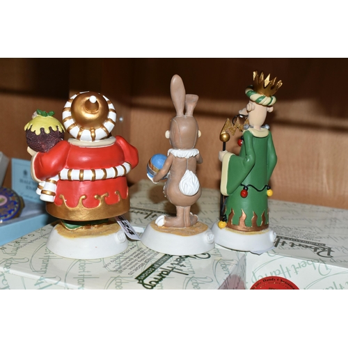 424 - THREE BOXED LIMITED EDITION ROBERT HARROP DESIGNS 'THE BASH STREET SCHOOL NATIVITY' SCULPTURES, from... 