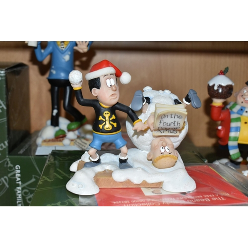 425 - NINE BOXED LIMITED EDITION ROBERT HARROP DESIGNS 'BEANO, DANDY CHRISTMAS' SCULPTURES, comprising a 2... 