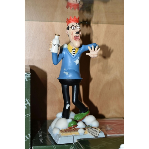 425 - NINE BOXED LIMITED EDITION ROBERT HARROP DESIGNS 'BEANO, DANDY CHRISTMAS' SCULPTURES, comprising a 2... 