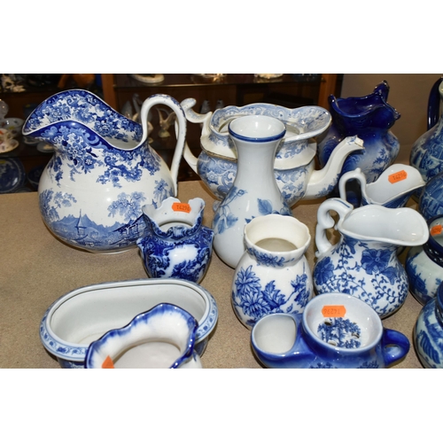 443 - A QUANTITY OF BLUE AND WHITE CERAMICS, comprising a Copeland Spode 'Italian' pattern biscuit jar (mi... 