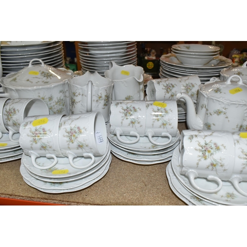 456 - A ROSENTHAL CLASSIC ROSE BELVEDERE PATTERN DINNER SET, Monbijon shape comprising ten soup dishes, th... 