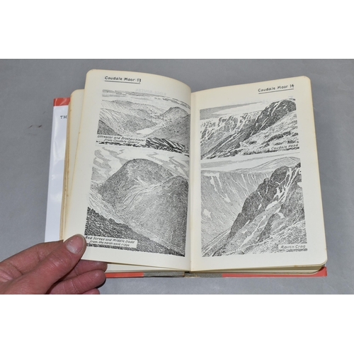 627 - ALFRED WAINWRIGHT BOOK - A PICTORAL GUIDE TO THE LAKELAND FELLS, BOOK TWO, THE FAR EASTERN FELLS, fi... 