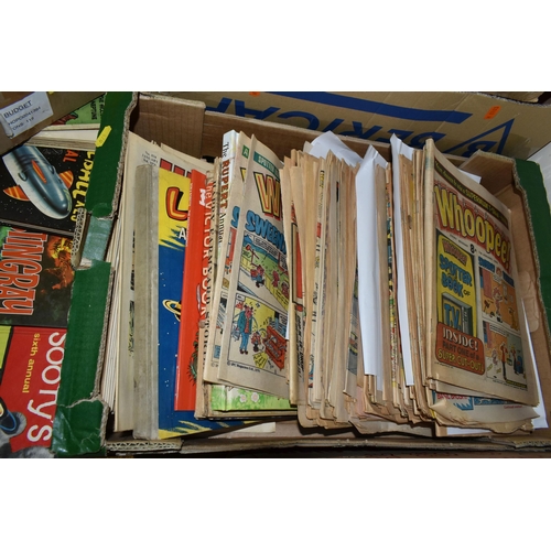 670 - FIVE BOXES OF VINTAGE BOOKS AND CHILDREN'S ANNUALS, to include a collection of over one hundred titl... 