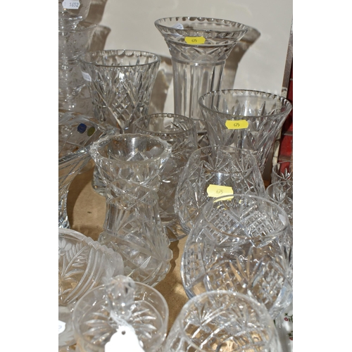 675 - A QUANTITY OF CUT AND PRESSED GLASS WARES ETC, to include a pair of matched ships decanters, pair of... 