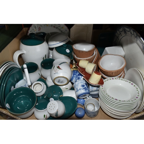 705 - THREE BOXES AND LOOSE CERAMIC TEA AND DINNER WARES, to include eighteen pieces of Denby Greenwheat d... 