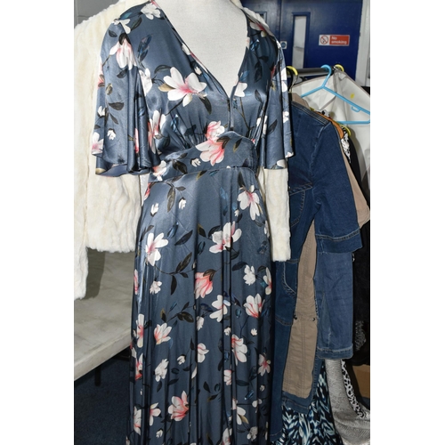 709 - A GROUP OF LADIES CLOTHING AND ACCESSORIES, to include a floral Monsoon dress, cream faux fur jacket... 