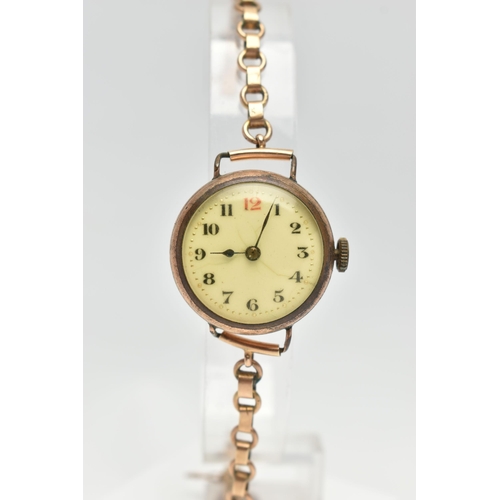 138 - A MID 20TH CENTURY WRISTWATCH, manual wind, round dial, Arabic numerals, in a gold filled case, insi... 