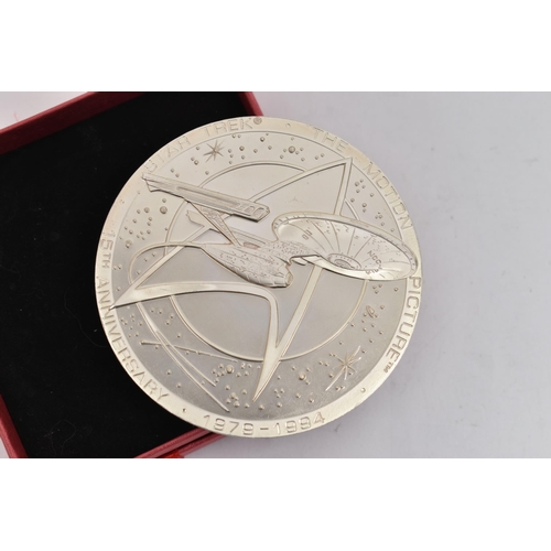 130 - A SILVER STAR TREK MEDALLION, The Motion Picture, 15th Anniversary 1979-1994, with Calander to the r... 