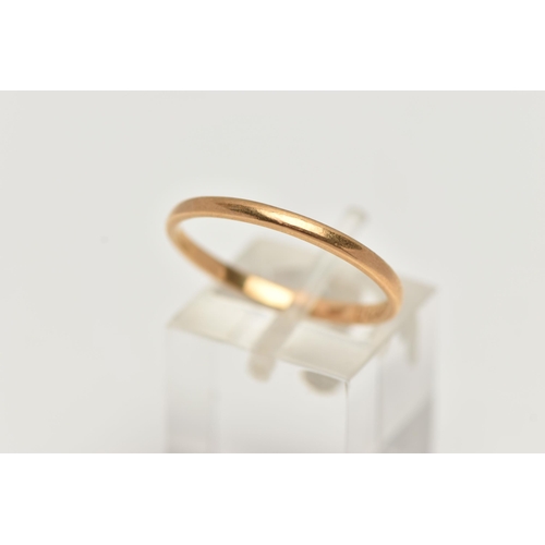 24 - A POLISHED 22CT GOLD BAND RING, thin polished band, approximate band width 2.0mm, hallmarked 22ct Ch... 