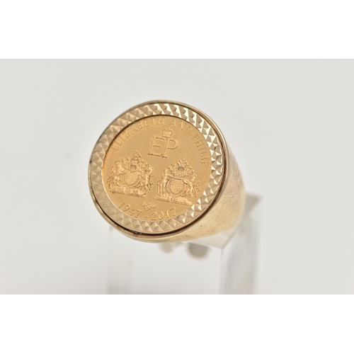 59 - A GENTS DOUBLE PORTRAIT HALF SOVEREIGN RING, Elizabeth II 2017 sovereign, Elizabeth and Phillip 1947... 